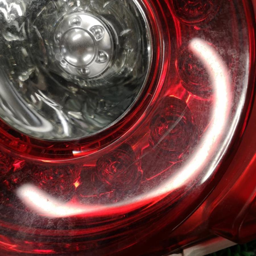 ▽R35【テールランプ ライト 右】26550-KB50A H24 日産 GT-R Premium