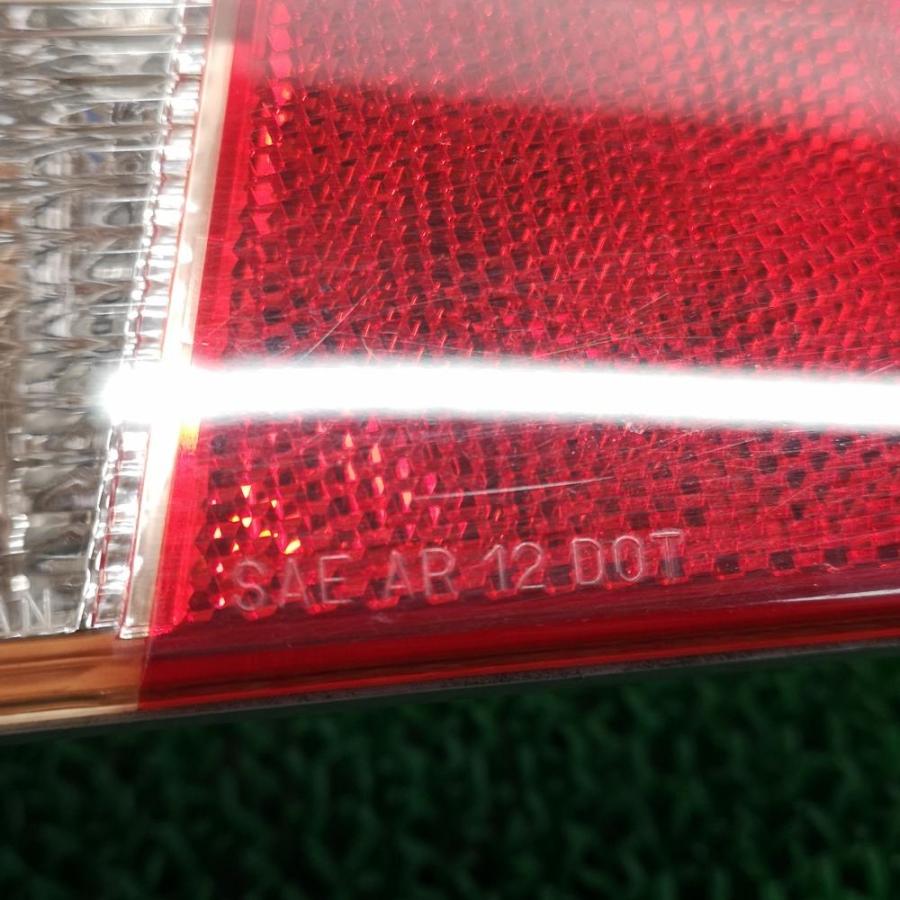 GG2W【リア コーナーランプ 左】8336A101 H25 三菱 アウトランダーPHEV