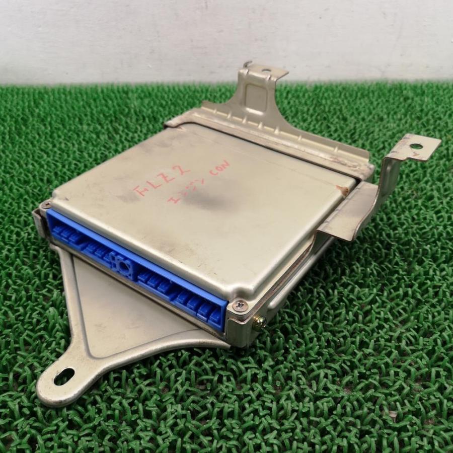▽GZ32【エンジンコンピュータ】23710-49P66 ECU H5 日産 フェアレディ