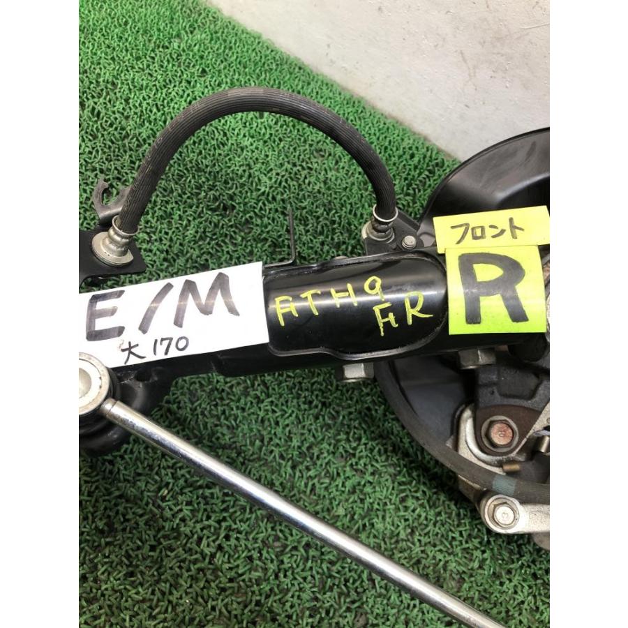 GP5【フロントストラット ナックルハブ キャリパーASSY 右】51610-T5A