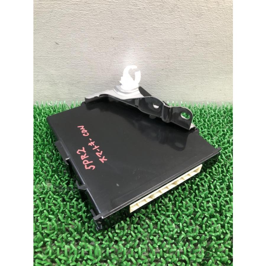 ▽ZVW51【スマートキーコンピューター】89990-47132 89990-47130 H31