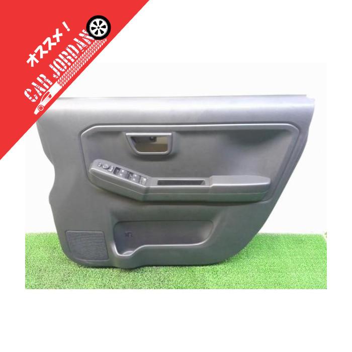 タフト 6BA-LA900S フロントドア内張り/トリム 右 G M1 67778-B2170 P