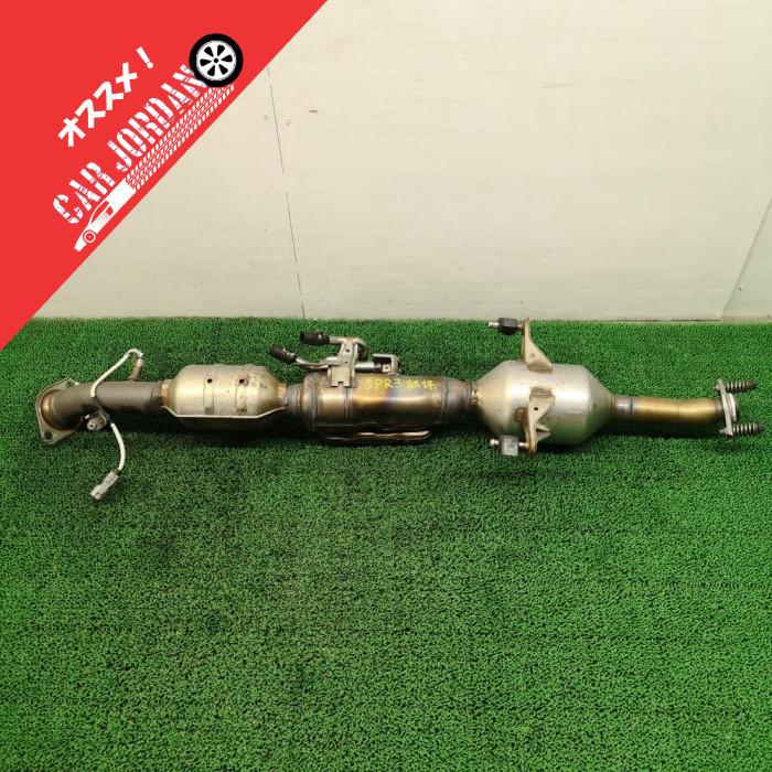 トヨタ　触媒　エキマニ 1NZ-FE 触媒 エキマニ エキパイ 触媒