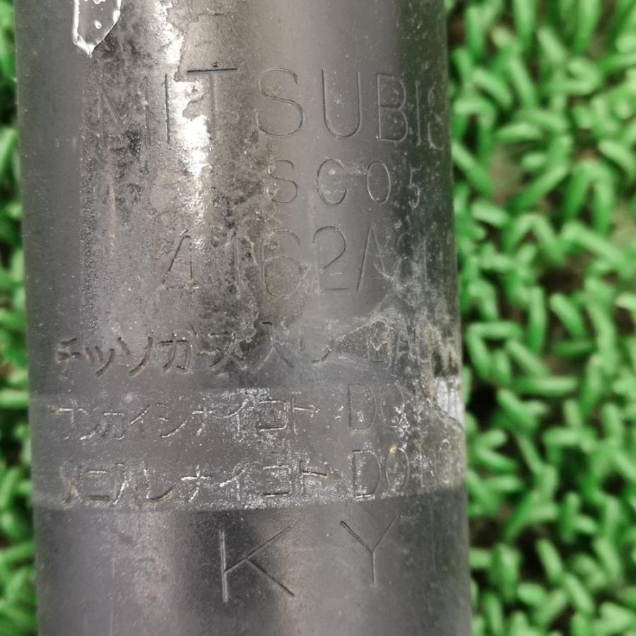 CV1W 前期【リアショックアブソーバー 左右】4162A301 H26 三菱 デリカ