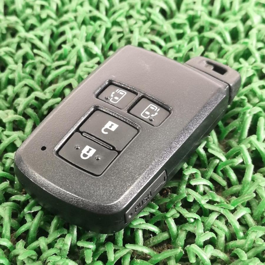 ZWR80G 前期【スマートキー/キーレス】89072-28600 H28 トヨタ