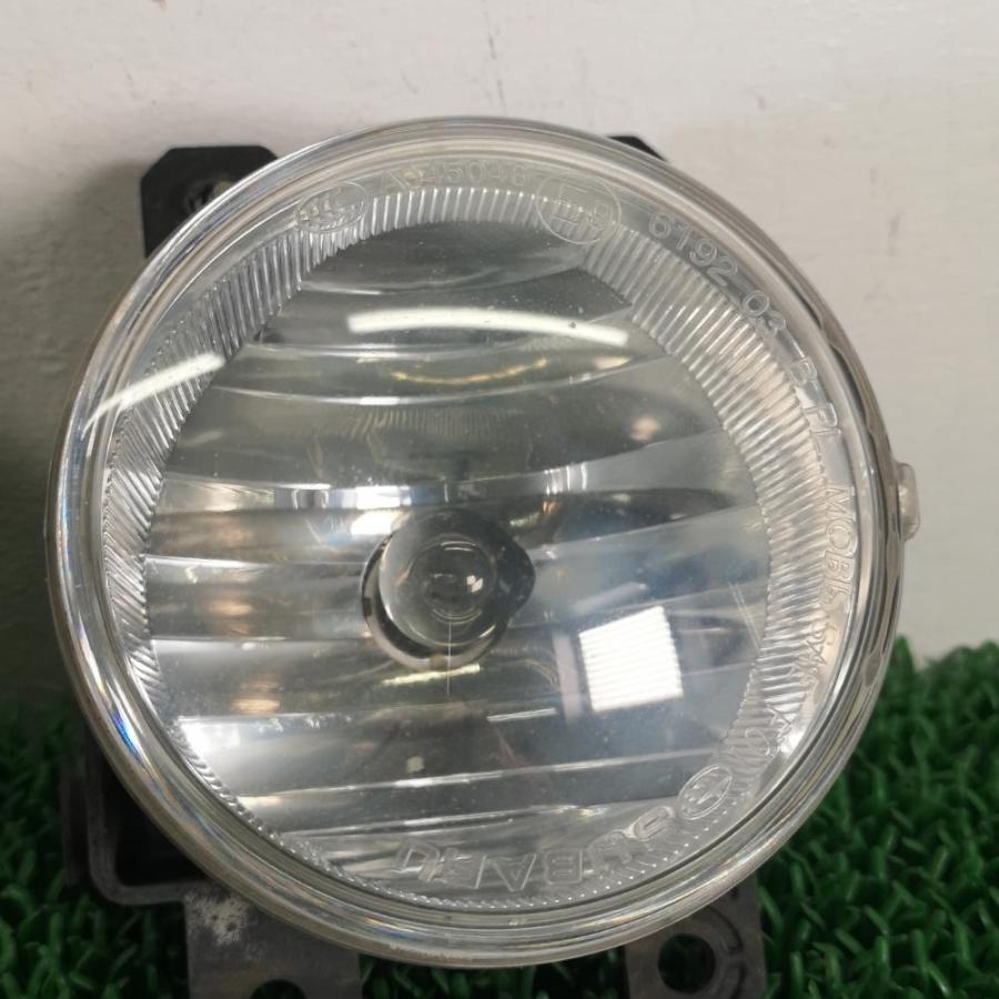 ▽ZN6 前期【フォグランプ 右】SU003-02518 H25 トヨタ 86 GT HCR012