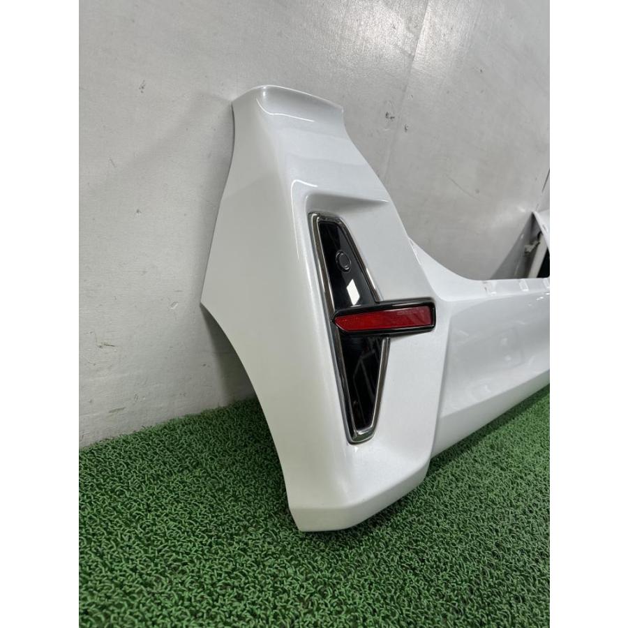 LA650S 前期【リアバンパー】52159-B2B70-A0 ソナー付き R2 ダイハツ