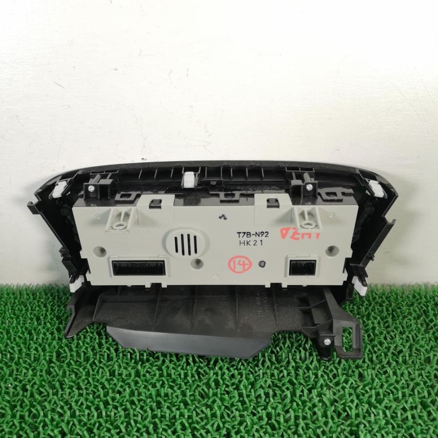 ヴェゼル　RU3 RU4 純正　セット　エアコンパネル　スイッチ　ドア　シフト RU3【エアコンスイッチパネル】79602-T7B-N92 H30 ホンダ ヴェゼル