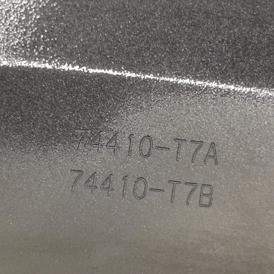 RU4 前期【フェンダーアーチモール リア右】74410-T7A H26 ホンダ