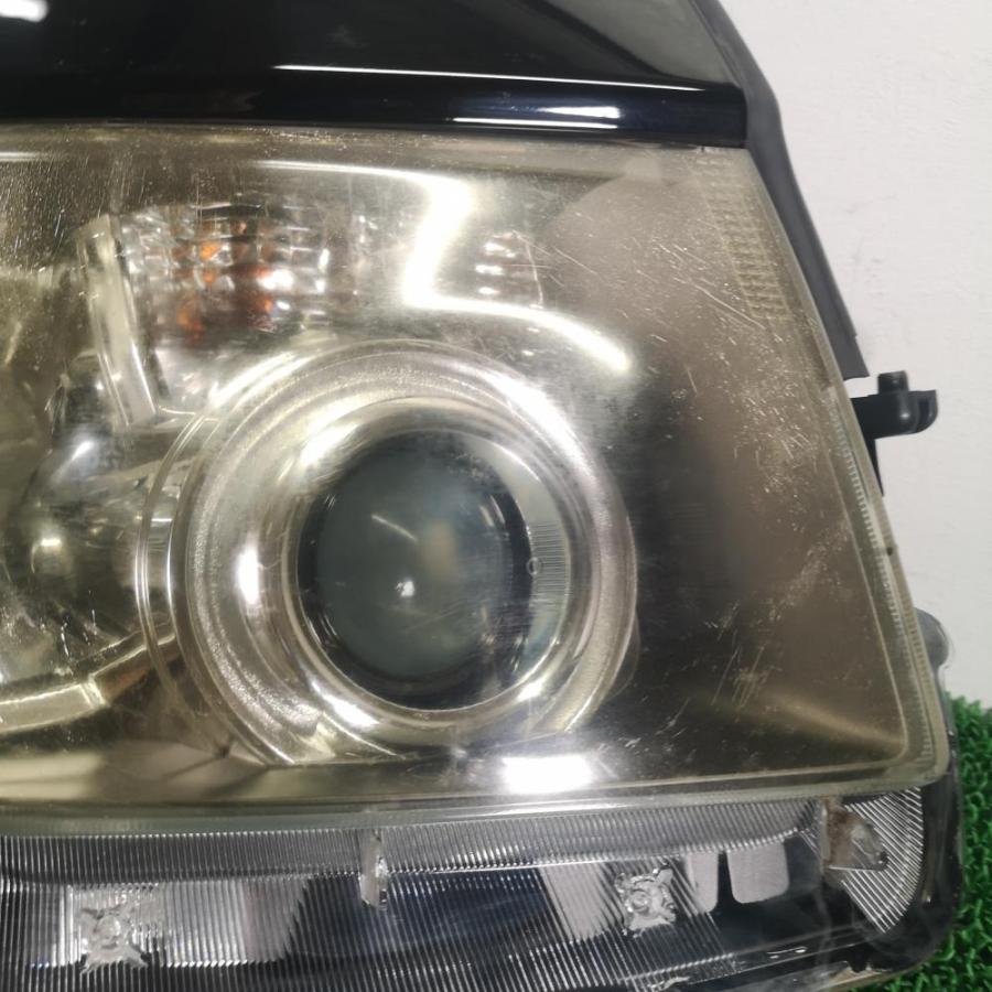 ZRR70G【ヘッドライト/ランプ 右】81145-28B81 HID H20 トヨタ