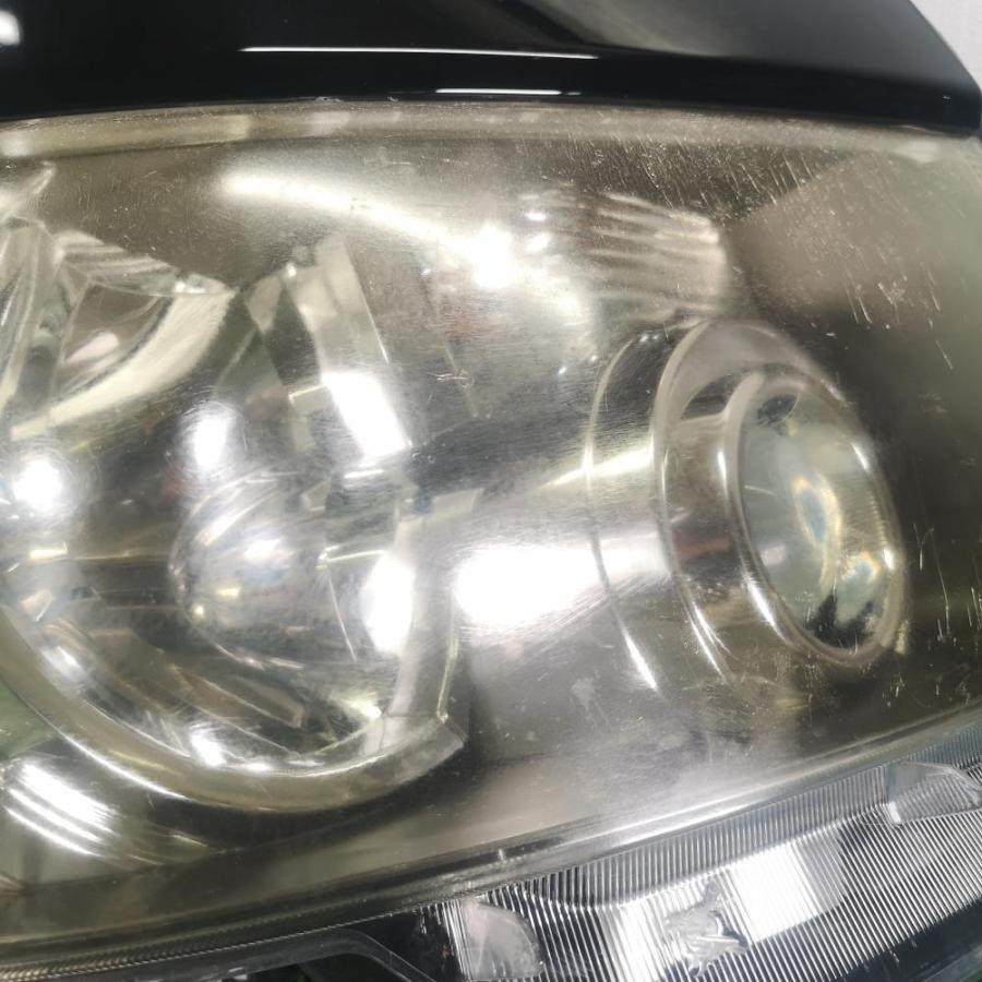ZRR70G【ヘッドライト/ランプ 右】81145-28B81 HID H20 トヨタ