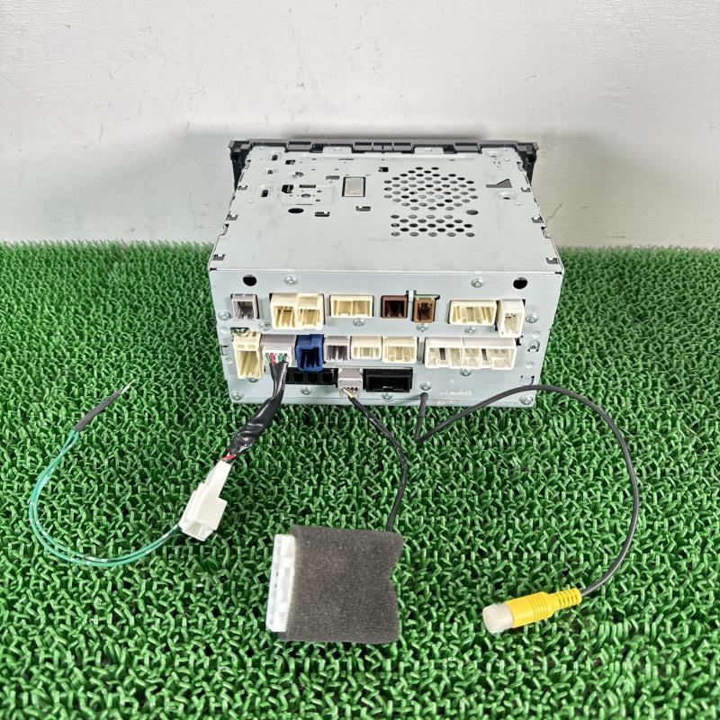 NHP170G 前期 【ナビ/カーナビゲーション 純正】 NSZN-W64T ロック解除