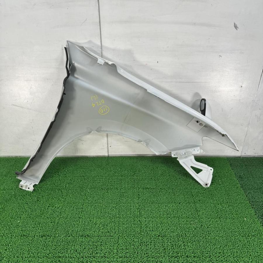 アウトランダーPHEV GG2W 前期　 左フロントフェンダー GG2W【フロントフェンダー左(L)】5220G977 H25 三菱 アウトランダー