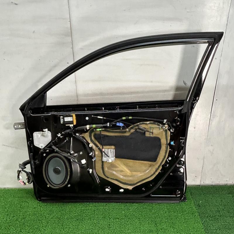 ZWA10 【フロントドア 右(R)】 ※ガラス付き 67001-76030 212 H25