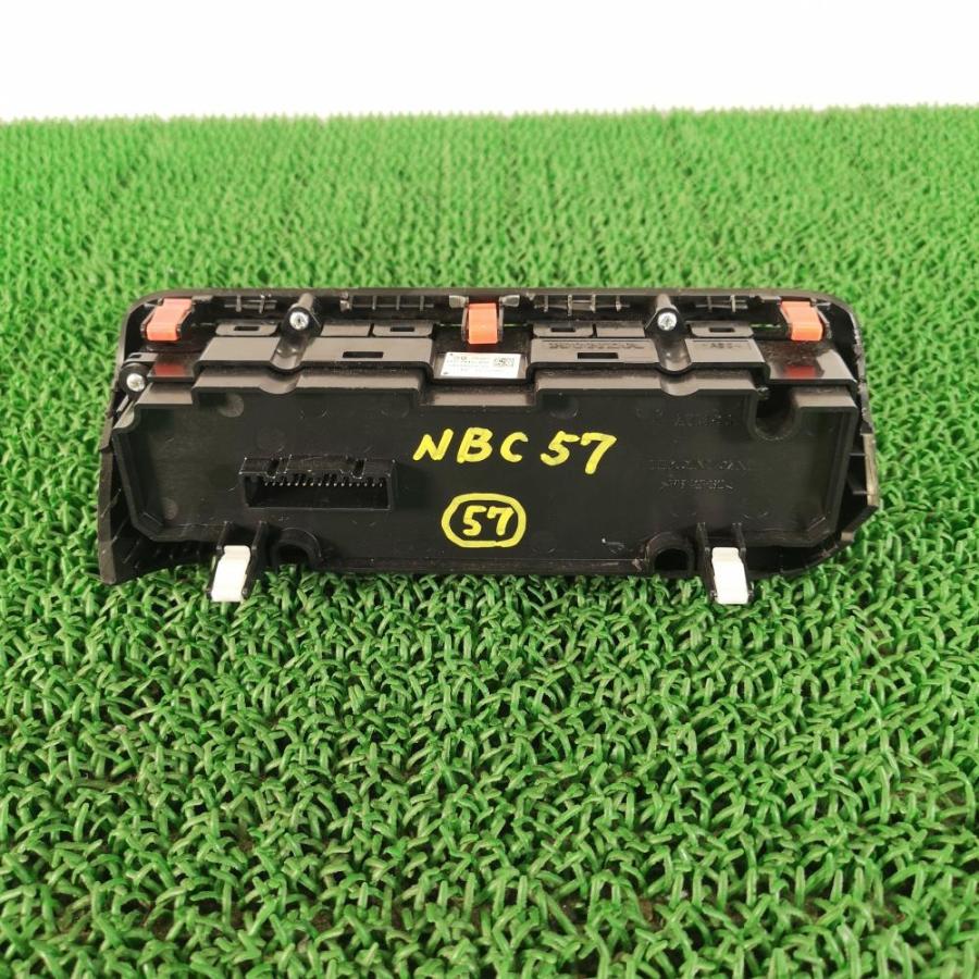 JF3【エアコンスイッチパネル】79601-TTA-J51ZB H29 ホンダ N BOX