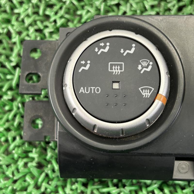 DNT31【エアコンスイッチパネル】27500-JG71A H20 日産 エクストレイル