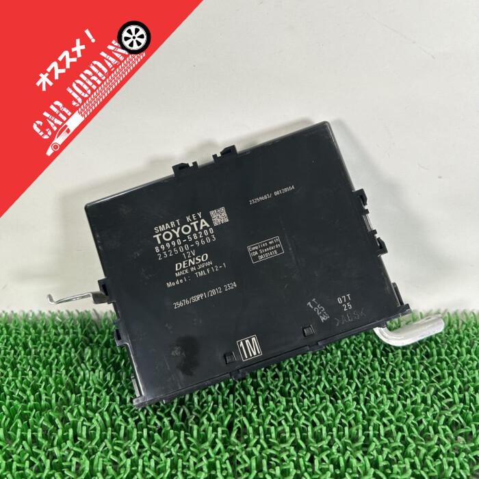 トヨタ　30アルファード スマートキーコンピューター 89990-58300 ヴェルファイア AGH30W【スマートキーコンピュータ】89990-58200 H28