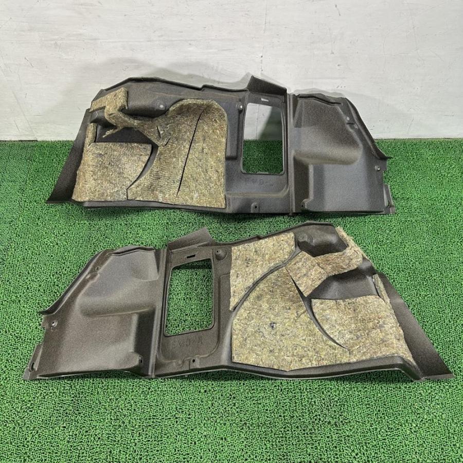 ランサー CT9A【トリム トランク内張りセット】H14 三菱