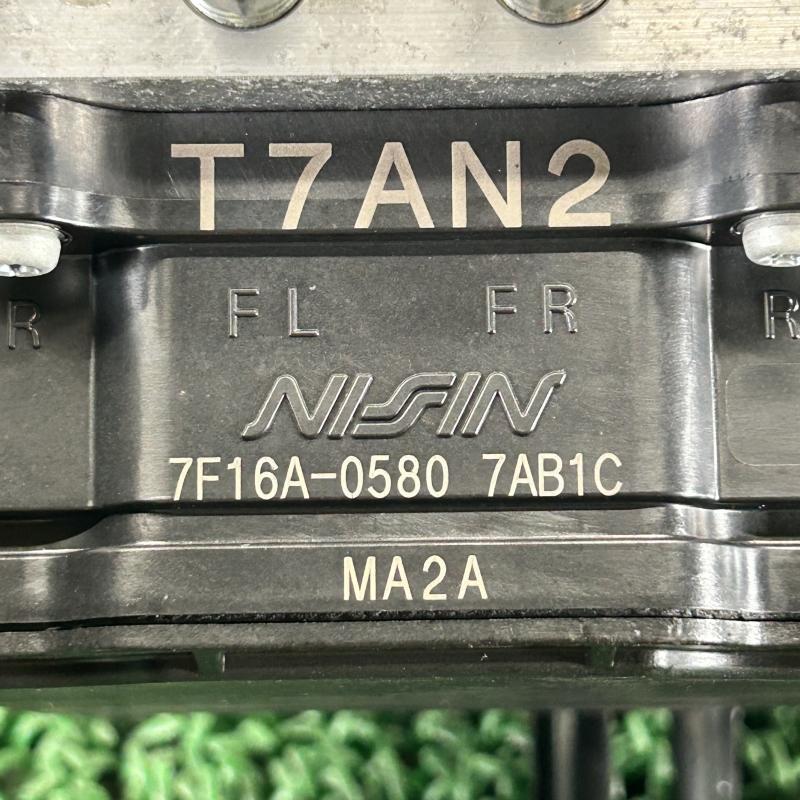 ヴェゼル RU1【ABSアクチュエータ】57110-T7A-N21 H29 ホンダ (7.9万km