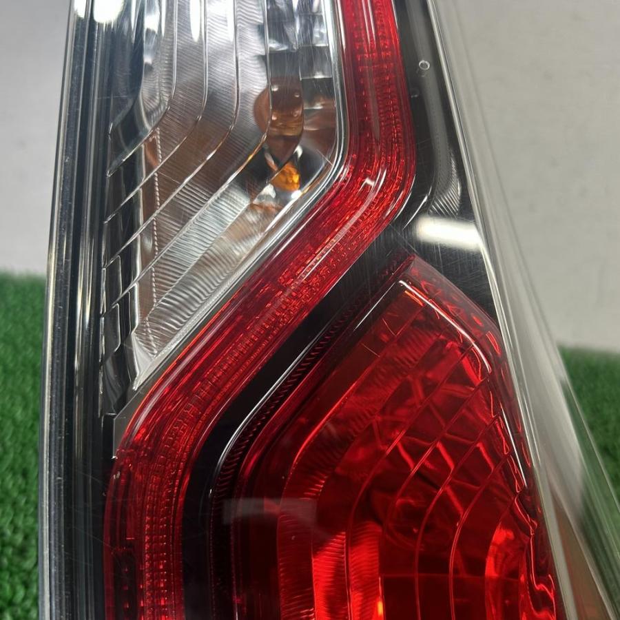 セレナ GC27【テールランプ 右R】 26550-5TA0B ライト H31 日産 (5.5万