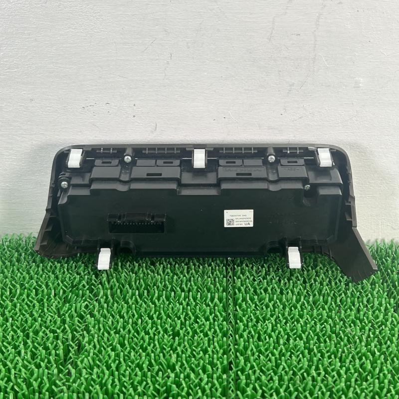 N-WGN JH3【エアコンスイッチパネル】79601-TKR-941ZA R3 ホンダ (4.2