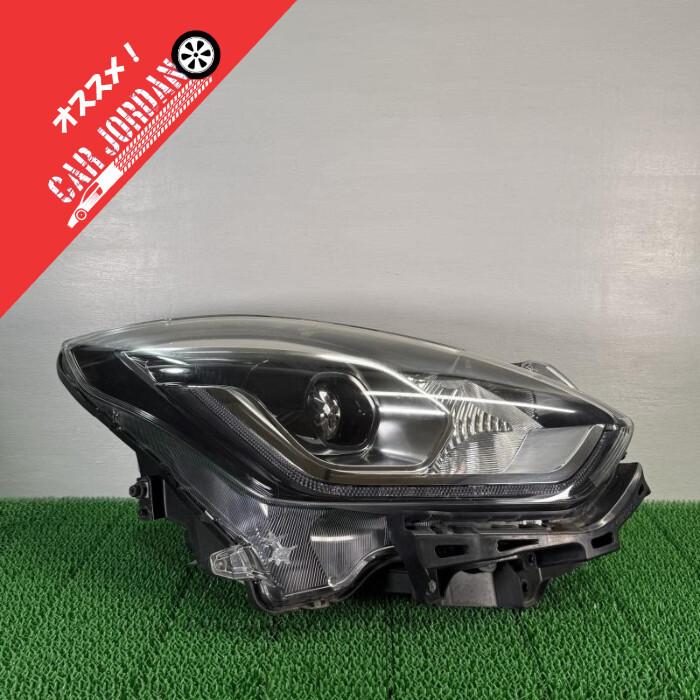 ZC33スイフトスポーツ　右ヘッドライト中古品 スイフトスポーツ ZC33S【ヘッドライト 右(R)】35120-52RD0 ランプ H29