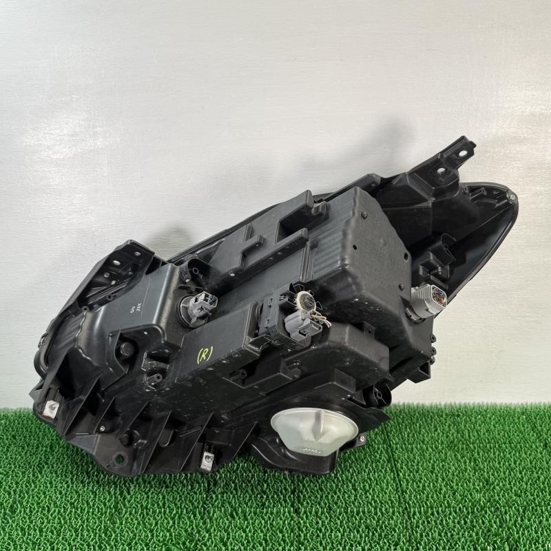 スズキ スイフトスポーツ 右ヘッドライトASSY ZC33S スイフトスポーツ ZC33S【ヘッドライト 右(R)】35120-52RD0 ランプ H29