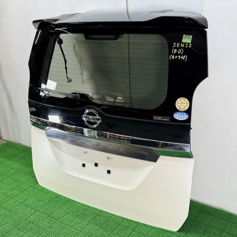 セレナ C27【バックドア】K010M-5TAAA ※カメラ付 リアゲート R3 日産