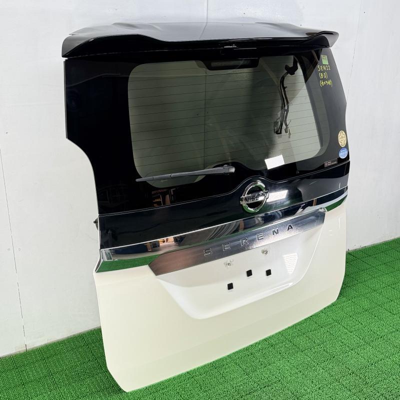セレナ C27【バックドア】K010M-5TAAA ※カメラ付 リアゲート R3 日産