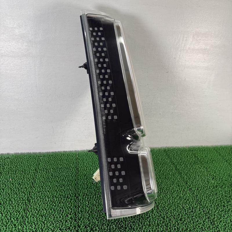 スペーシア ギア MK53S【テールランプ 左L】35670-79R01 ライト H31