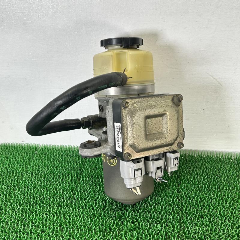 MR-S ZZW30 【パワステポンプ】89657-17010 H12 トヨタ MRS007 : カー