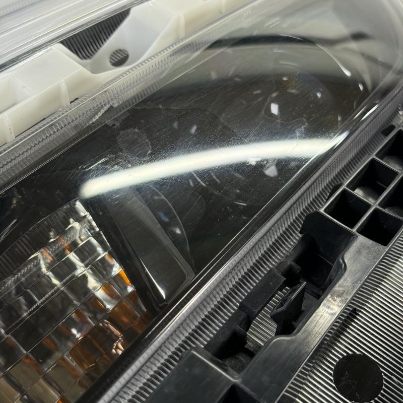 ソリオバンデッド MA37S 【ヘッドライト 左L】 35300-83SA3 ランプ R4