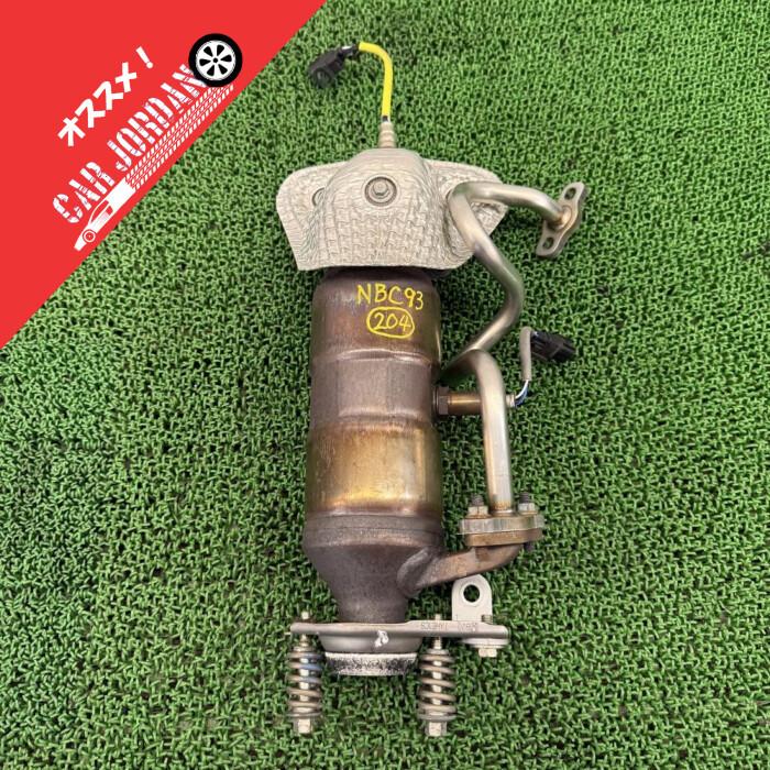 N-BOX JF3 触媒 N BOX カスタム JF3【触媒】エキパイ 18160-6W2-000 R2 ホンダ (4.1万