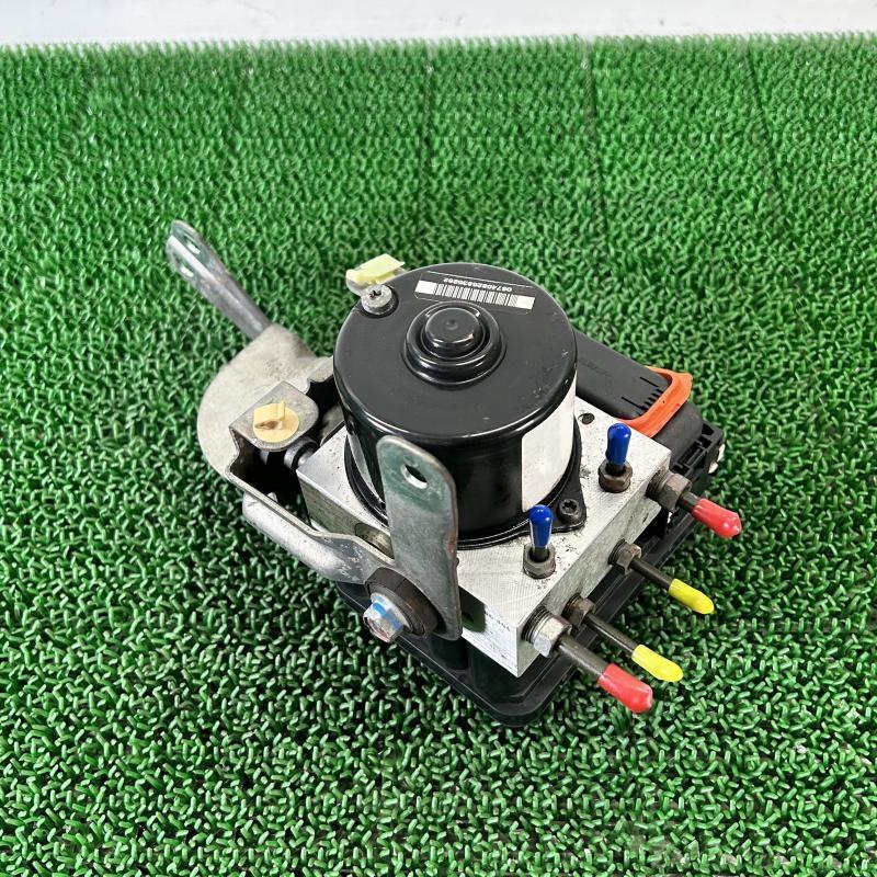 デリカD:5 CV5W【ABSアクチュエータ】4670A339 H19 三菱 DEL010 : カー