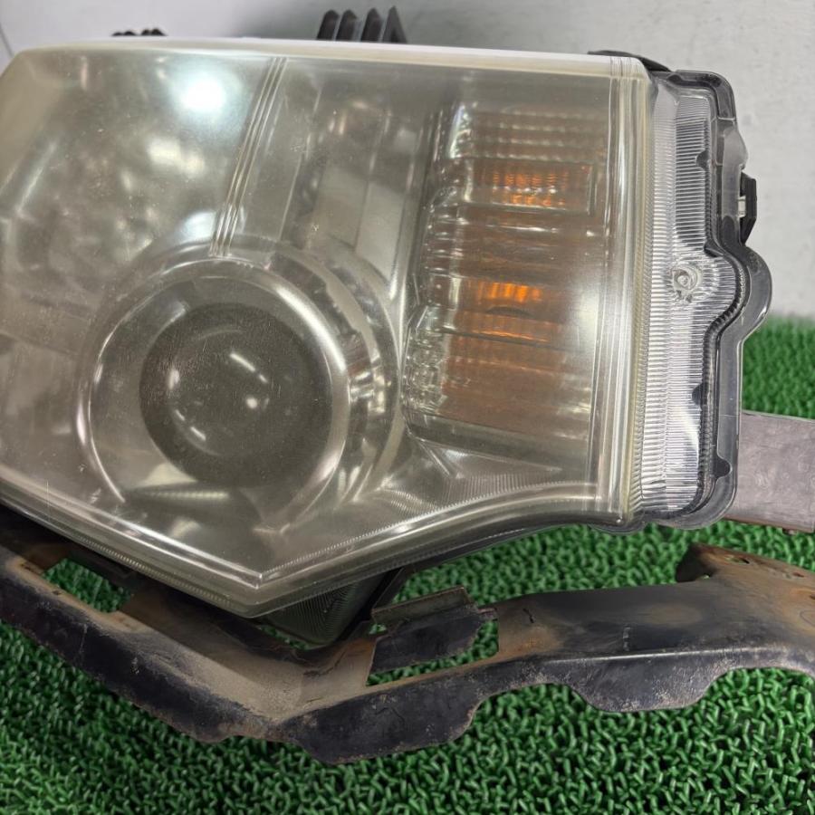 デリカD:5 CV5W【ヘッドライト HID 右R】ランプ キセノン 8301A568 H19