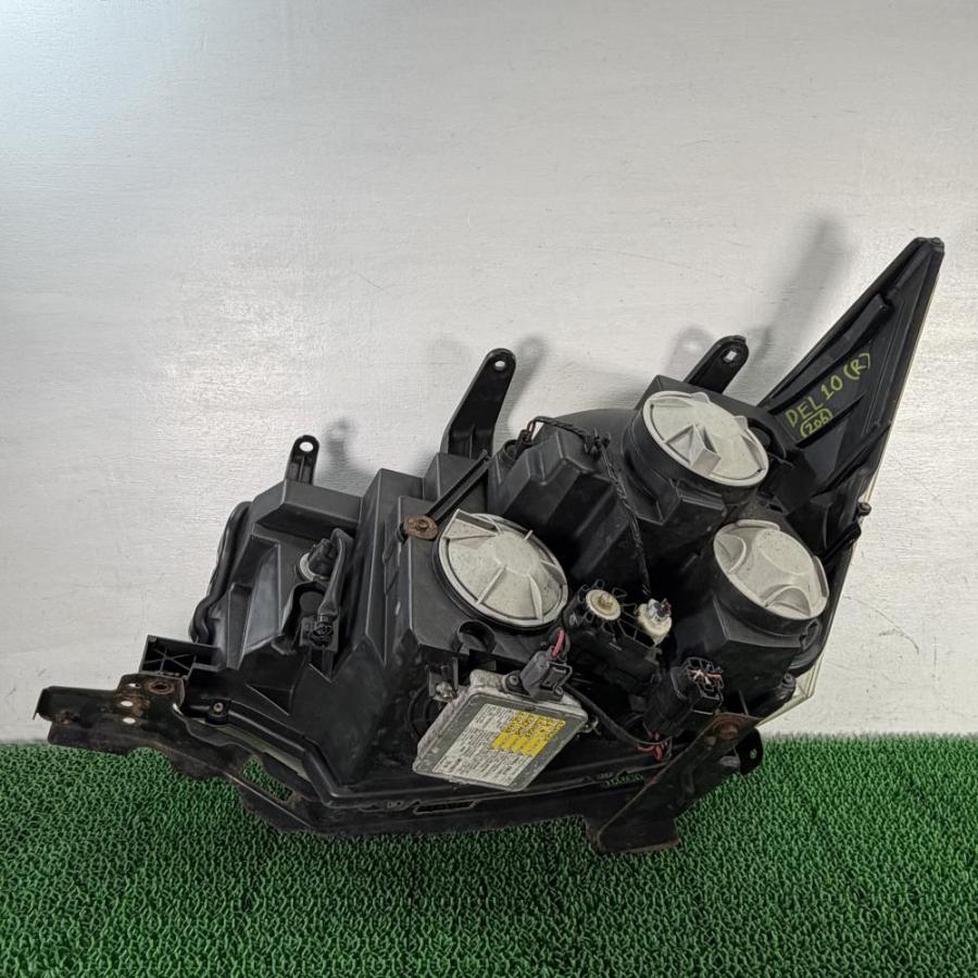 デリカD:5 CV5W【ヘッドライト HID 右R】ランプ キセノン 8301A568 H19
