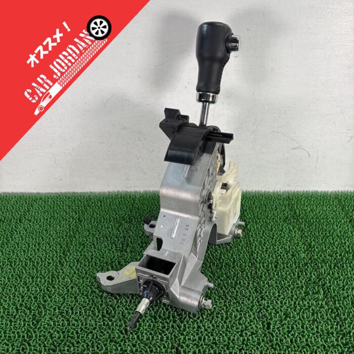 デリカD:5 CV5W【シフトレバー】ノブ付 2410A016 2400A134 H19 三菱