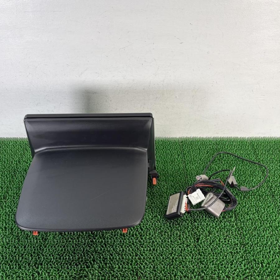 カローラクロス ZVG11【ディスプレイオーディオ】86140-16090 R5