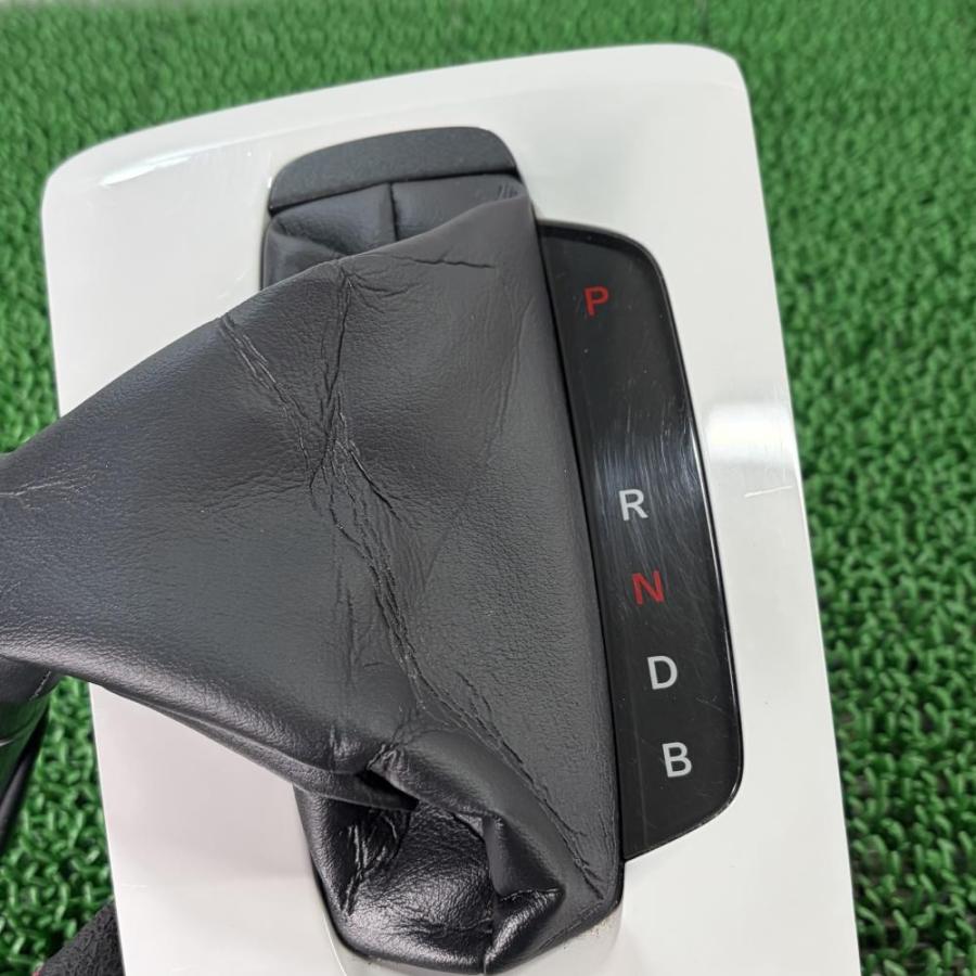 フィットハイブリッド GR3【シフトパネル】シフトブーツ ノブ