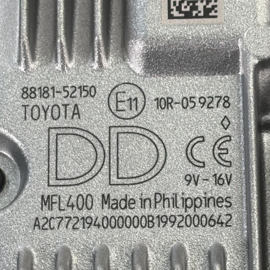 アクア　NHP10　フロントカメラ アクア NHP10【フロントカメラ】88181-52150 R1 トヨタ (6.5万km