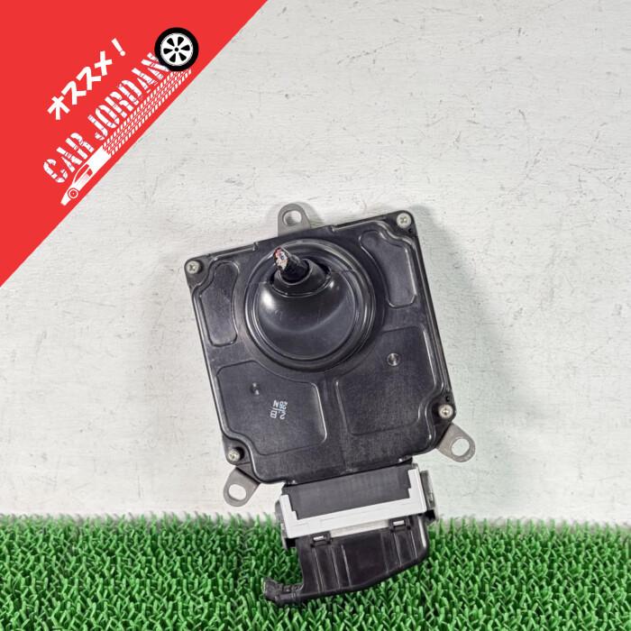 トヨタ C-HR 中古右ヘッドライト　ASSY コンピューター付き C-HR ZYX10【LEDヘッドライトコンピュータ 右】89908-10010 H30 トヨタ