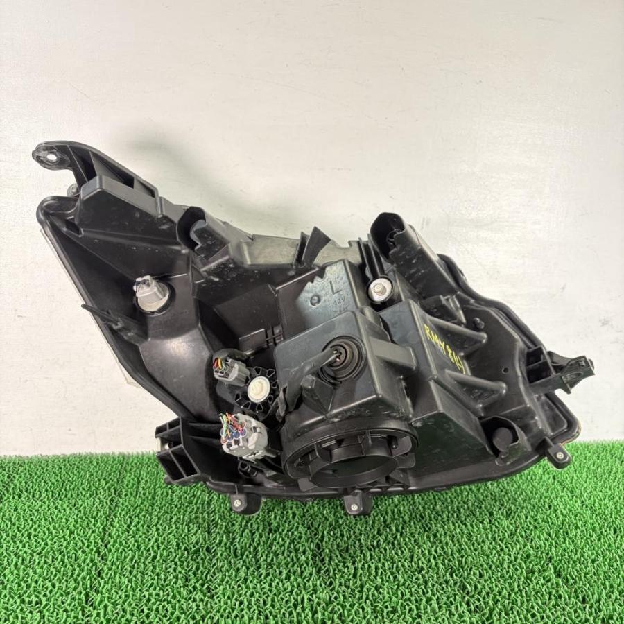 トヨタ　ルーミー左 ヘッドランプ ASSY. LH 81150-B1550 ルーミー M900A【ヘッドライト 左L】81150-B1540 ランプ H29 トヨタ