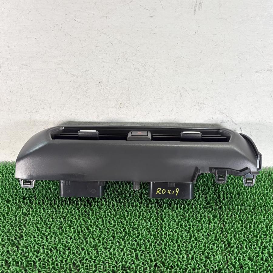 ルークス B44A【センター エアコン吹き出し口】ハザードスイッチ付