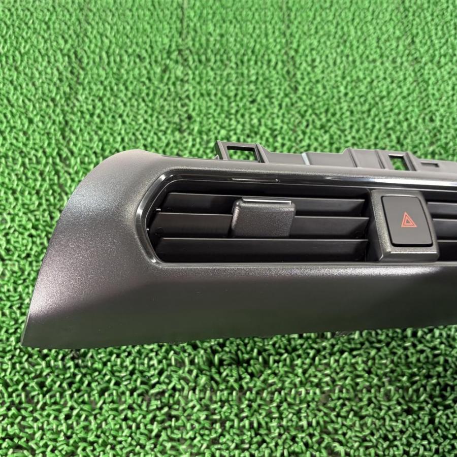 ルークス B44A【センター エアコン吹き出し口】ハザードスイッチ付