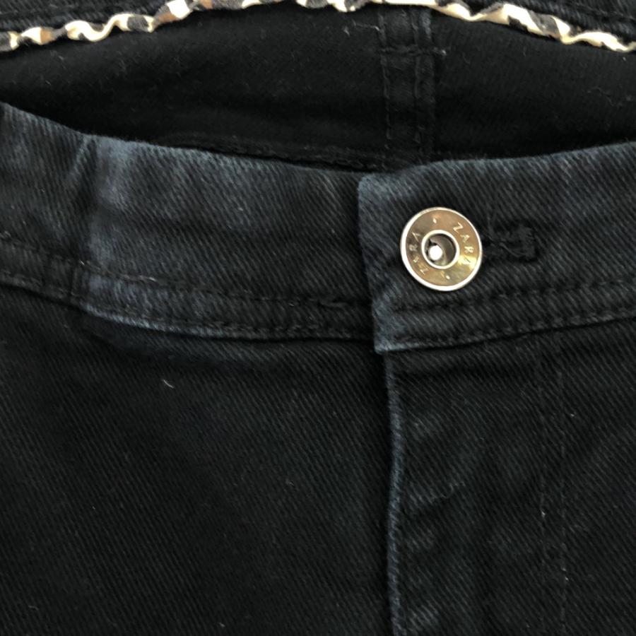 ZARA ザラ タグ スタッズ サイドライン テーパードデニムパンツ ZARA ザラ タグ スタッズ サイドライン テーパードデニムパンツ