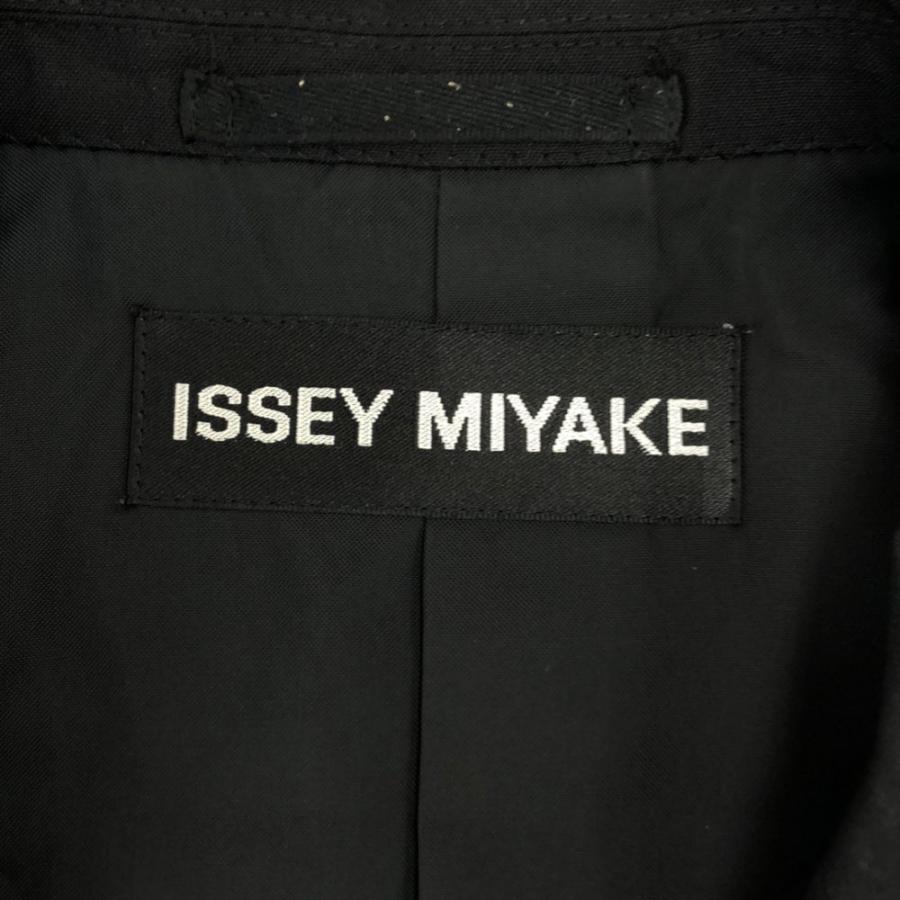イッセイミヤケ 日本製 ウールブレンド テーラードジャケット 2 ブラック ISSEY MIYAKE メンズ ISSEY MIYAKE（イッセイミヤケ） 日本製 ウールブレンド テーラード