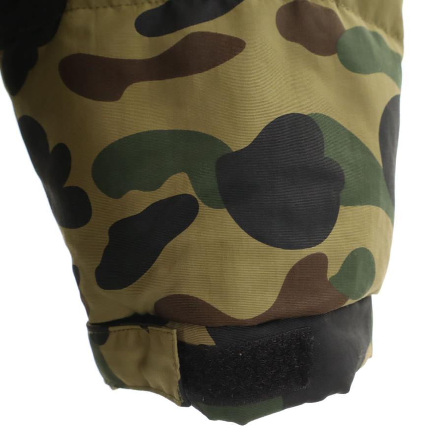 A BATHING APE（アベイシングエイプ） 美品 カモフラ柄 ダウン 