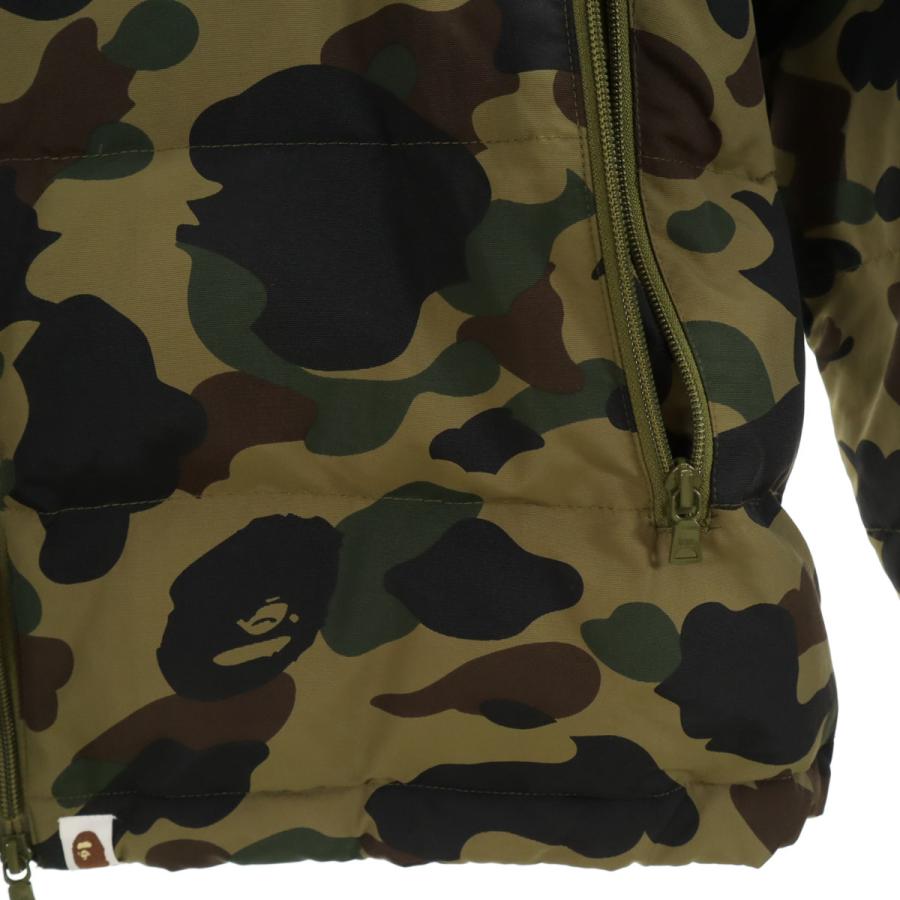 A BATHING APE（アベイシングエイプ） 美品 カモフラ柄 ダウン 