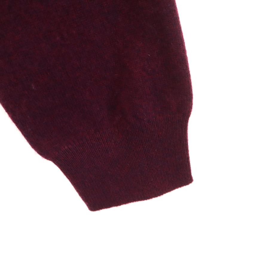 ユニクロ（UNIQLO） 未使用 カシミヤ100％ 長袖 Vネック セーター M