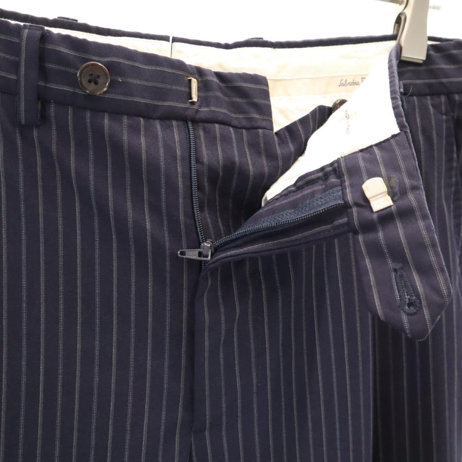 Salvatore Ferragamo サルヴァトーレフェラガモ イタリア製 ストライプ
